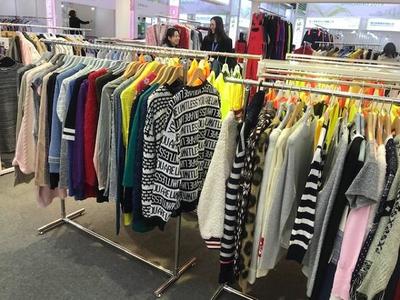 多曬3小時的晾衣架,會垃圾分類的機器人…“外貿第一展”秀“中國制造”新內功